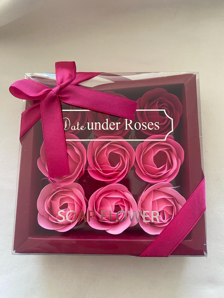 Set of 9 soap roses in box