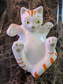 ceramic cat ornamant gift wall, free standing