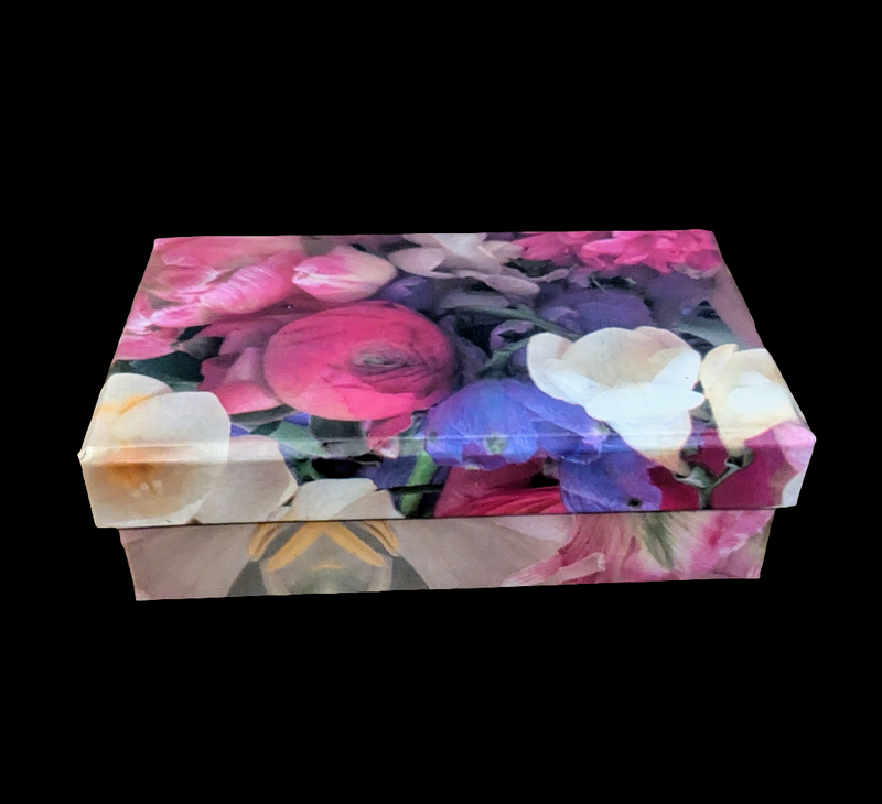 Floral lidded gift boxes