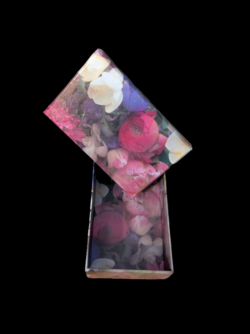 Floral lidded gift boxes